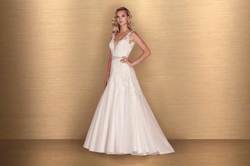 Paloma Blanca Style 4650 Bliss Bridal Boutique Event