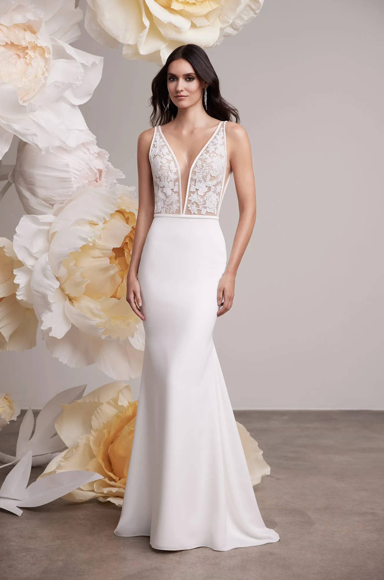 M2525 | Strapless Crepe Corset Wedding Dress