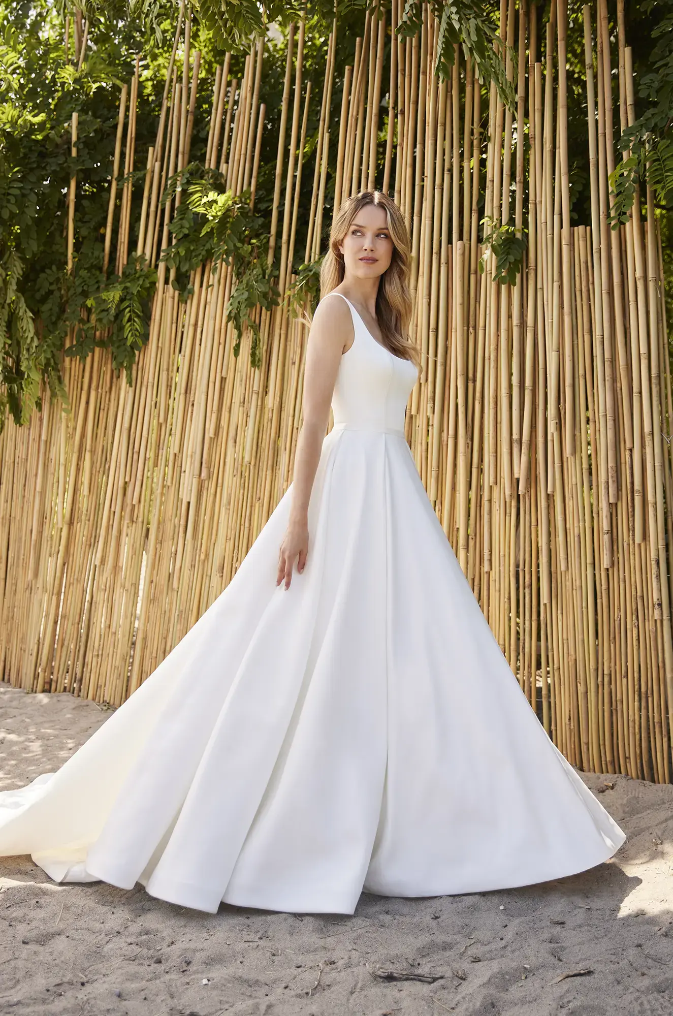 Stunning Strapless Lace Wedding Dress - Style M2481