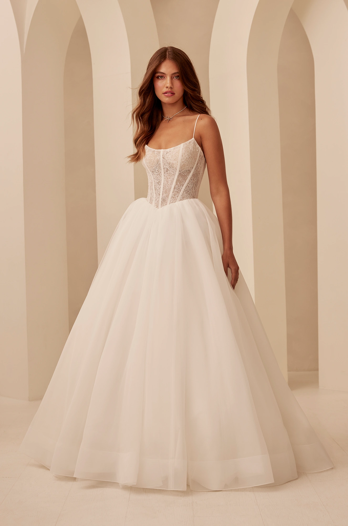 M2534 | Chantilly Lace Romantic Ballgown Wedding Dress